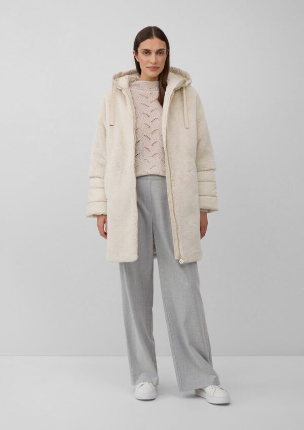 Gefütterter Teddyplüsch-Mantel mit wattierten Ärmeln