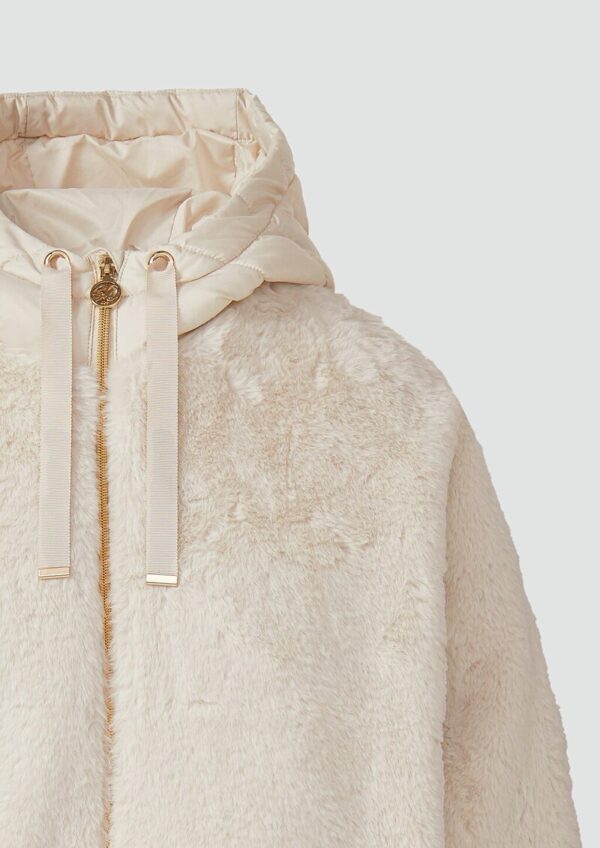 Gefütterter Teddyplüsch-Mantel mit wattierten Ärmeln