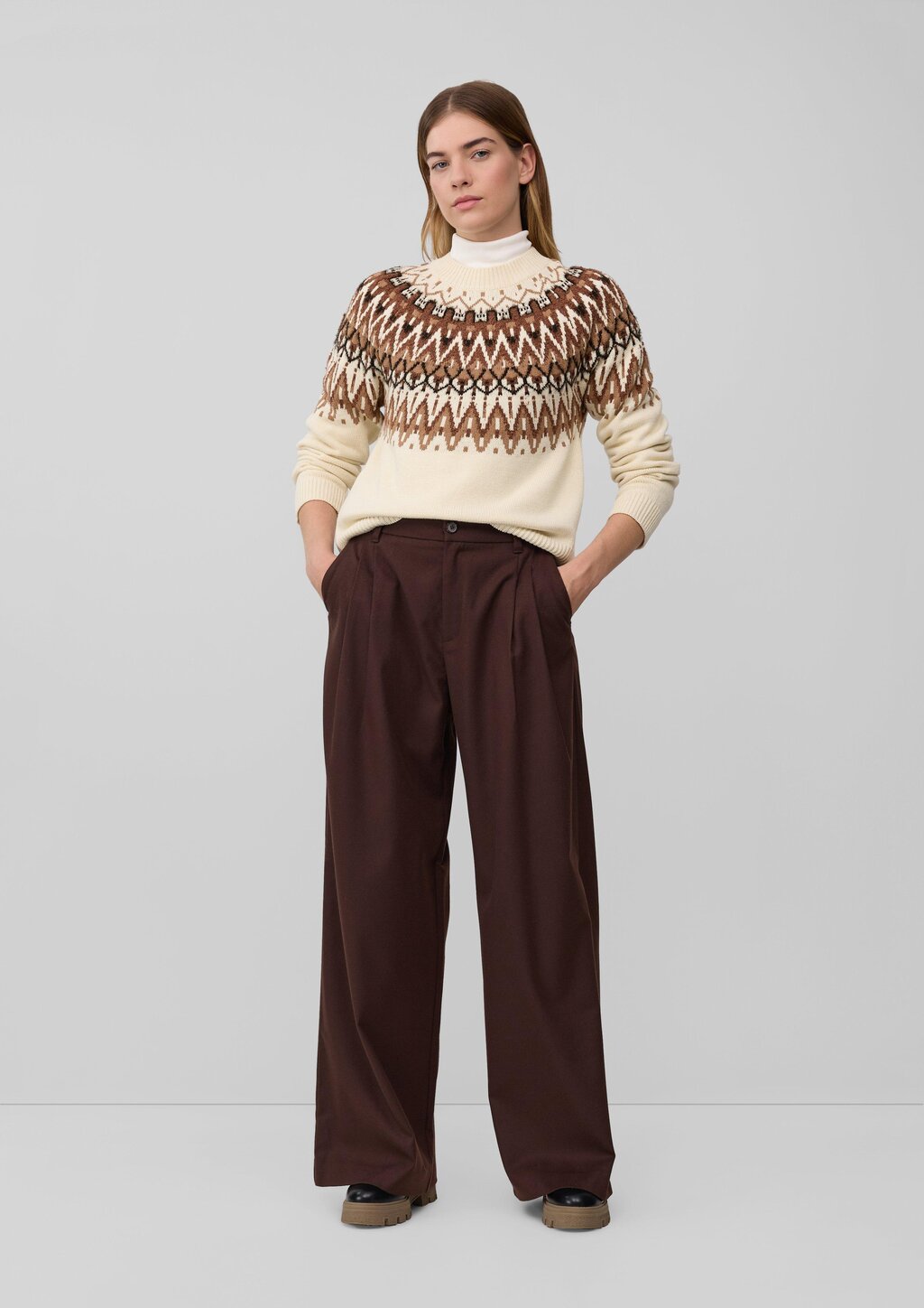 Flanell-Hose mit Bundfalten und weitem Bein