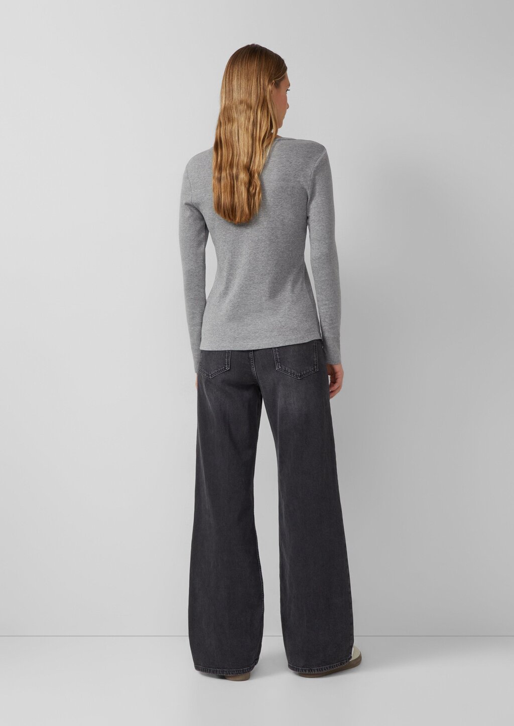 Elastisches Longsleeve im Slim Fit