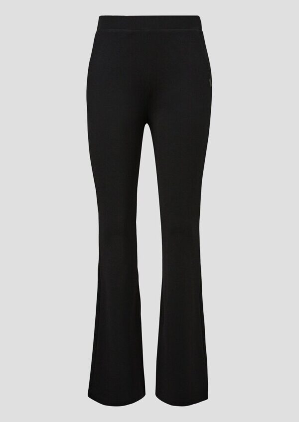 Hose aus Interlockjersey mit ausgestelltem Bein