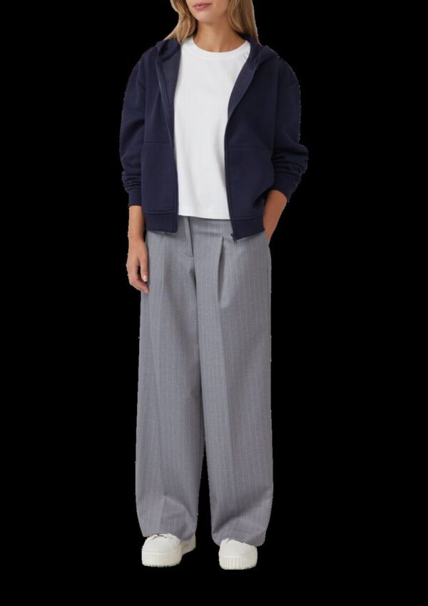 Angeraute Sweatshirtjacke mit Stickerei