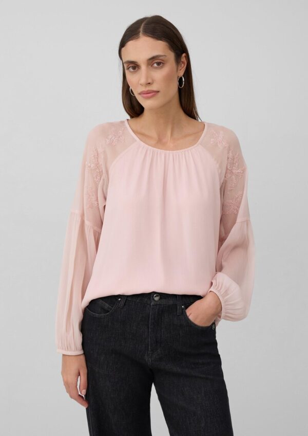 Leichte Chiffon-Bluse mit Schmuck-Applikation