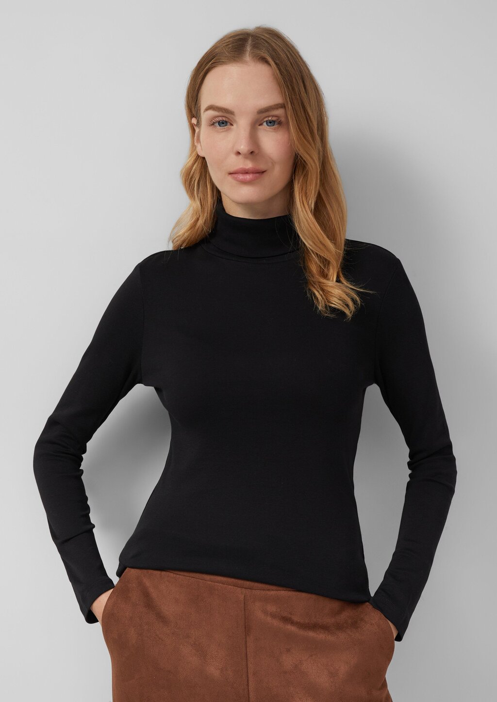 Longsleeve im Slim Fit mit Rollkragen