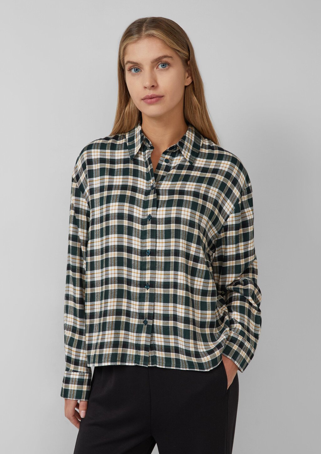 Hemdbluse im Relaxed Fit mit Raffung am Rücken