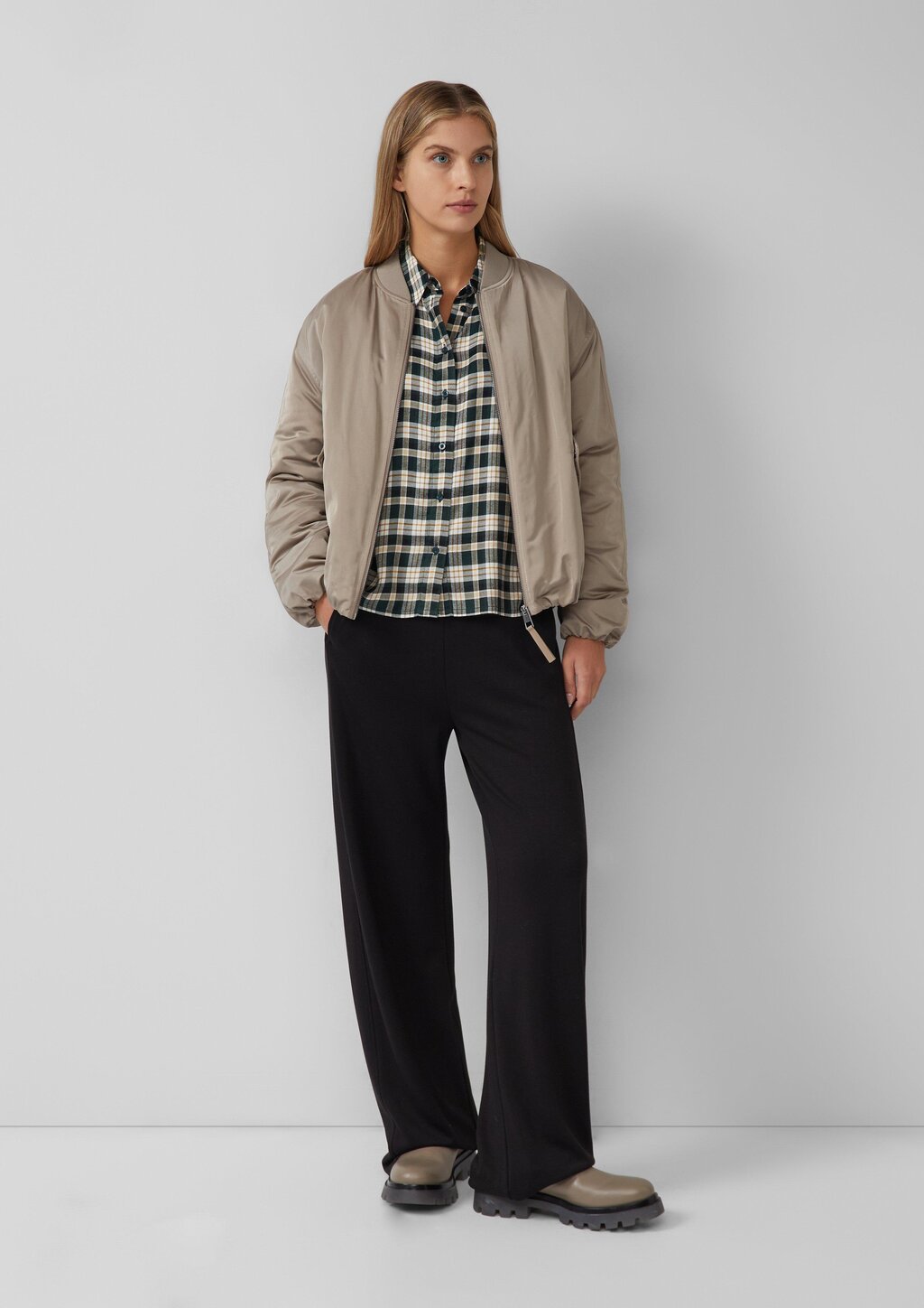 Hemdbluse im Relaxed Fit mit Raffung am Rücken