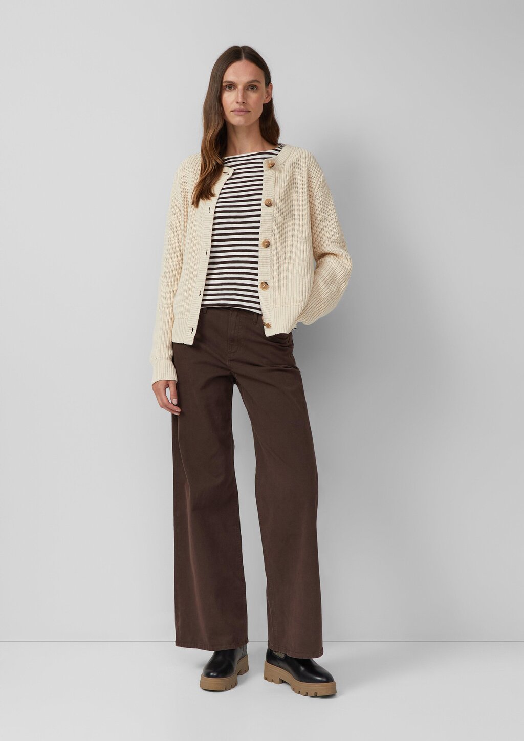 Longsleeve in Streifen-Optik mit U-Bootausschnitt