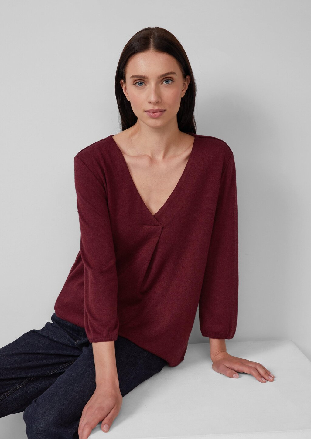 Meliertes Shirt mit V-Ausschnitt und elastischen Ärmelbündchen