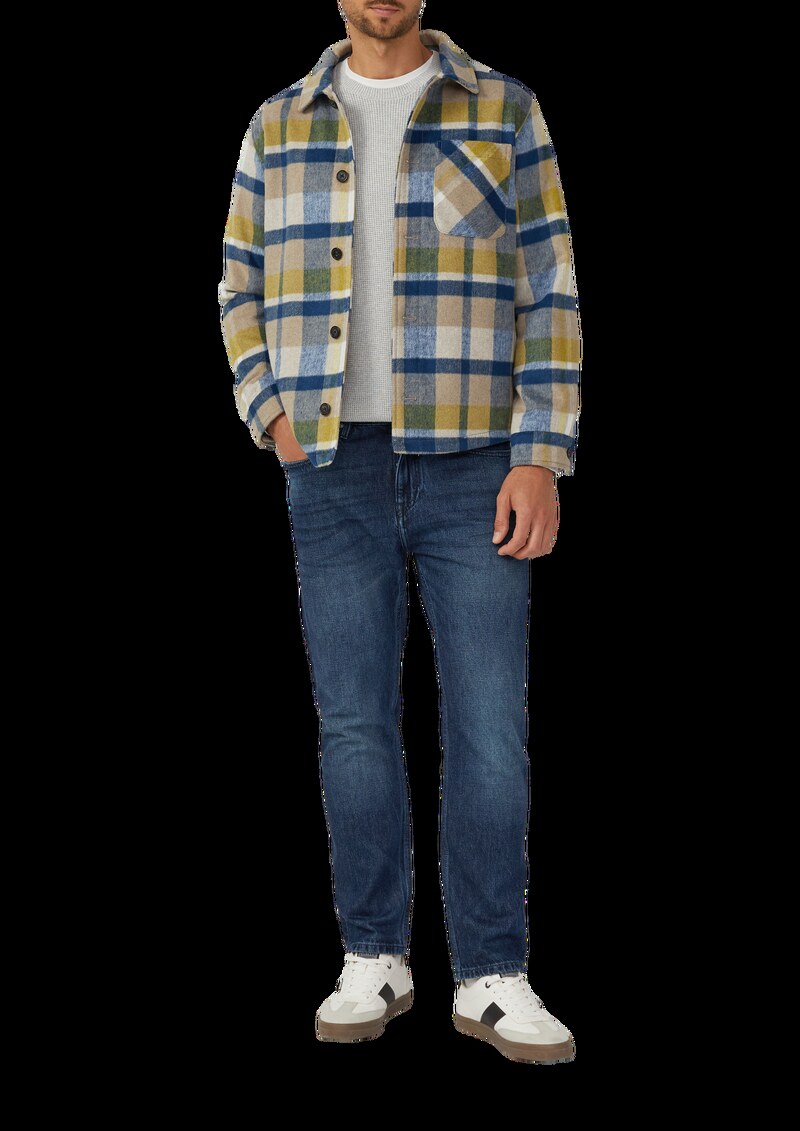 Strickpullover mit Brusttasche und Druckknopf