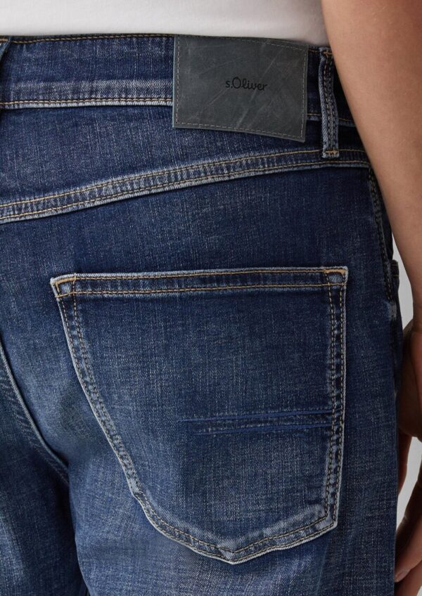 Jeans Benito / Regular Fit / Mid Rise / Straight Leg