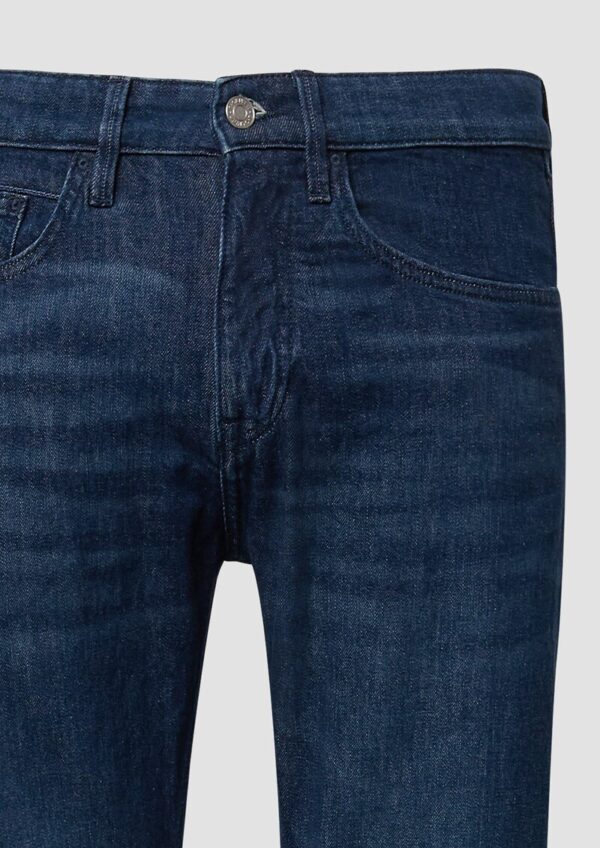 Jeans Benito / Regular Fit / Mid Rise / Straight Leg / 360° Denim