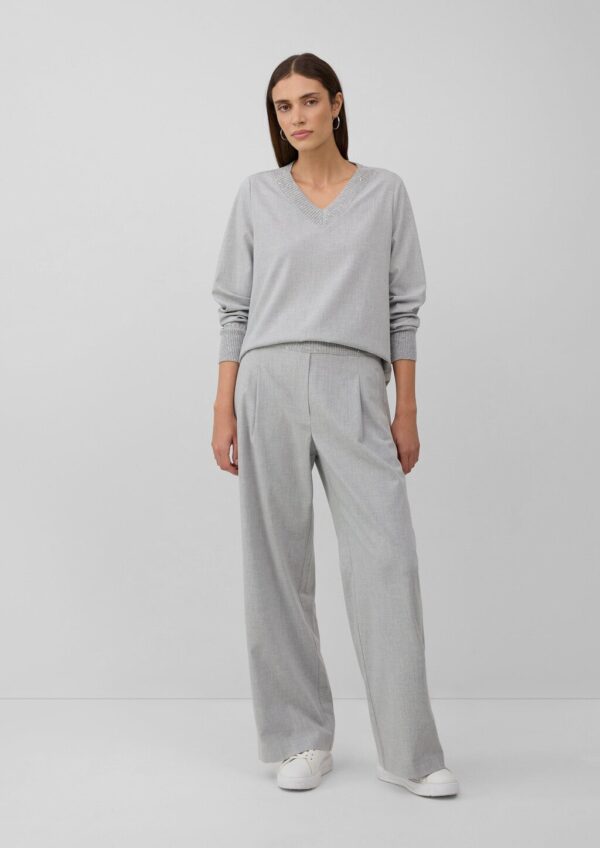 Hose mit Eingrifftaschen und Elastikbund