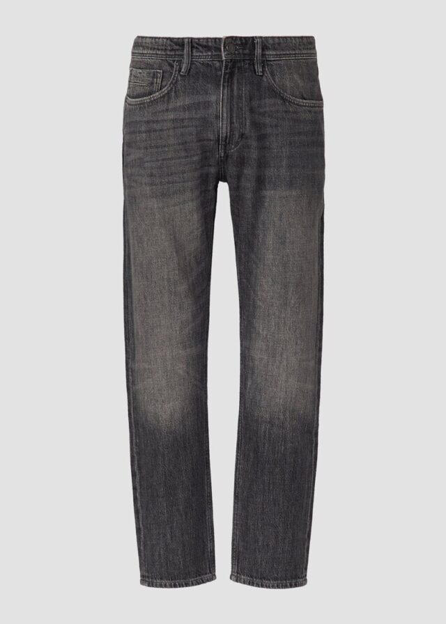 Jeans Mauro / Regular Fit / Mid Rise / Tapered Leg