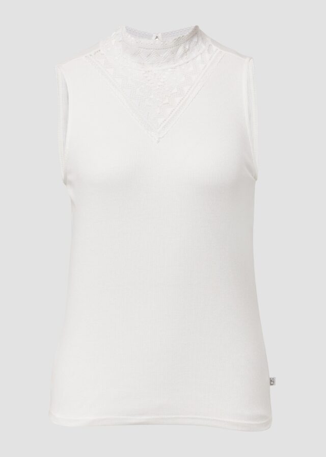 Top mit Spitzeneinsatz