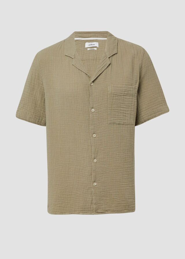Resort Fit: Luftiges Kurzarmhemd aus Musselin