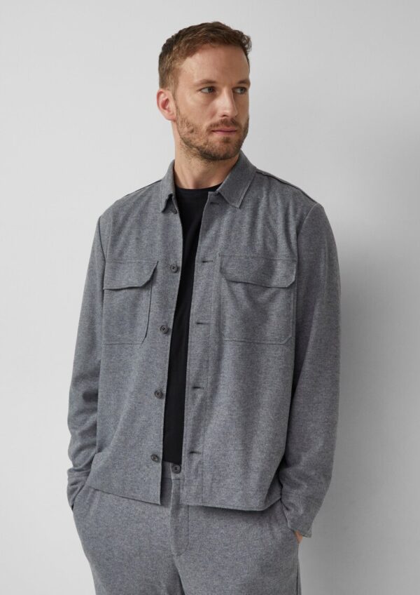 Edles Wollmix-Overshirt mit offenen Kanten