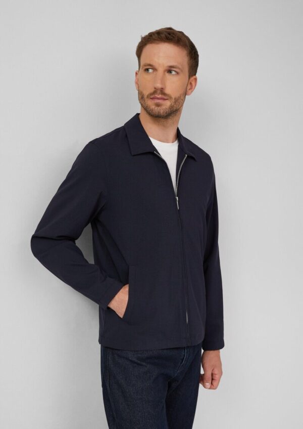 Leichtes Overshirt aus Stretchgewebe