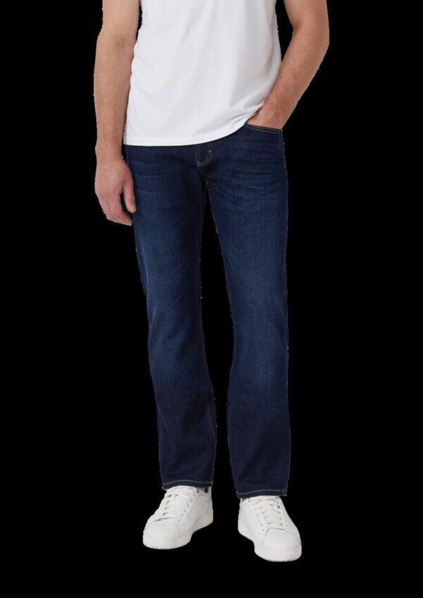 Jeans / Regular Fit / Mid Rise / Straight Leg