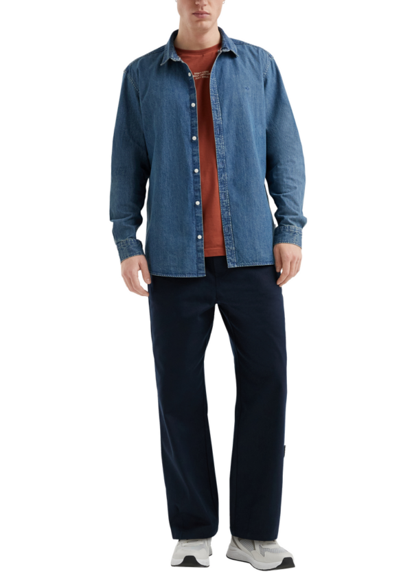 Regular Fit: Gewaschenes Jeanshemd mit Logo-Stickerei