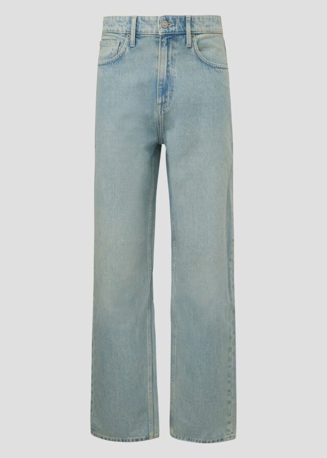 Jeans / Loose Fit / Mid Rise / Straight Leg