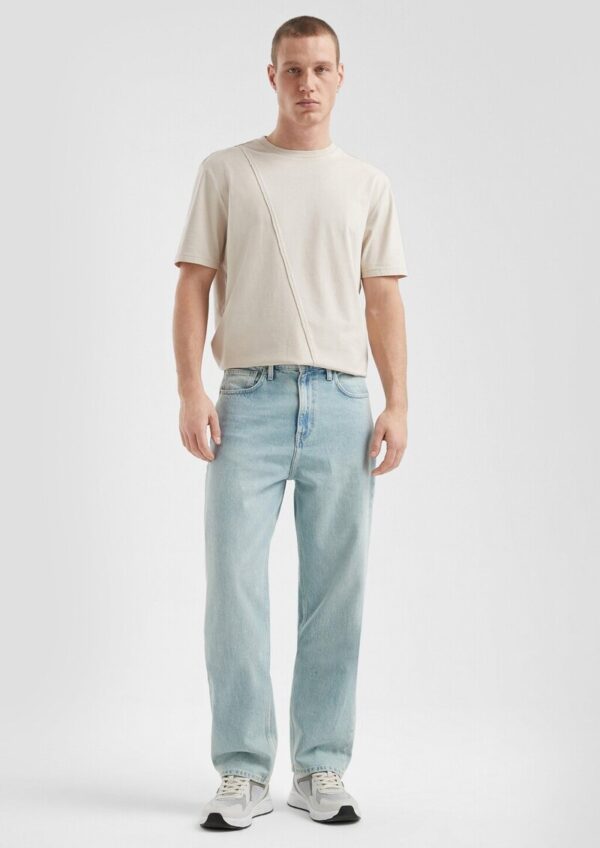 Jeans / Loose Fit / Mid Rise / Straight Leg