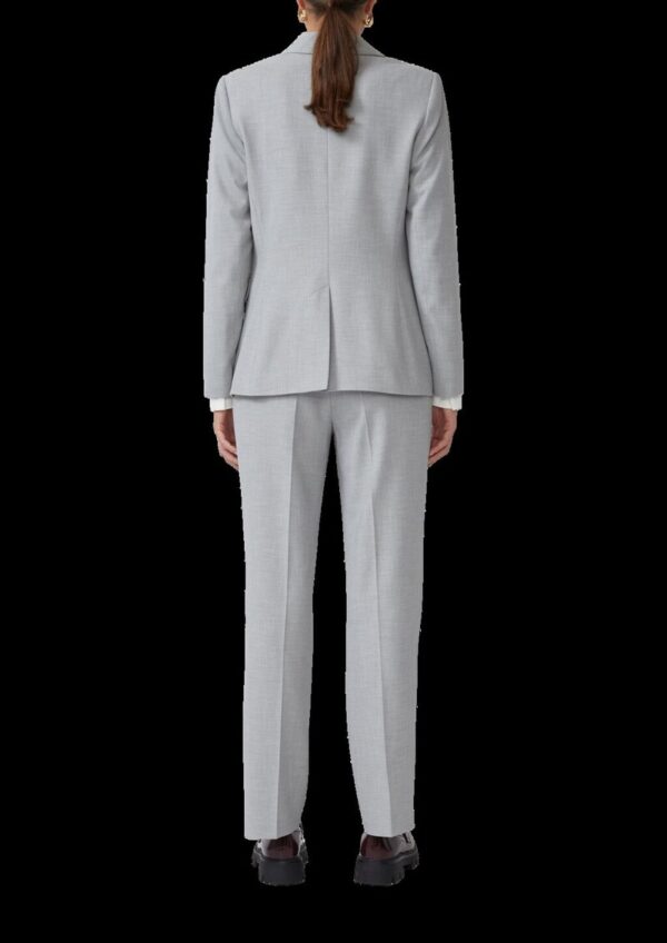 Taillierter Viskosemix-Blazer mit Struktur und Pattentaschen