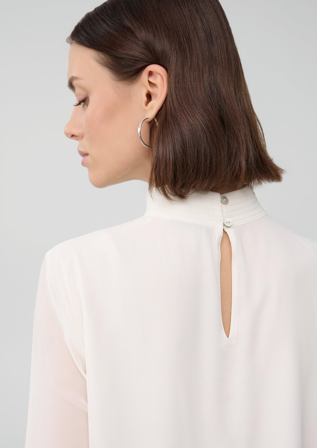 Chiffon-Bluse mit Futter und Falten-Detail am Kragen