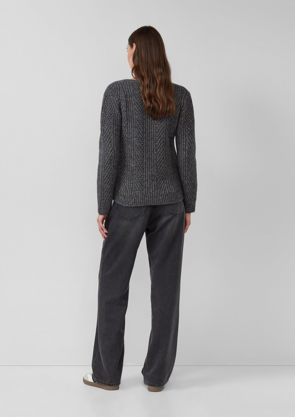 Strickpullover mit Glitzergarn und Pailletten-Details