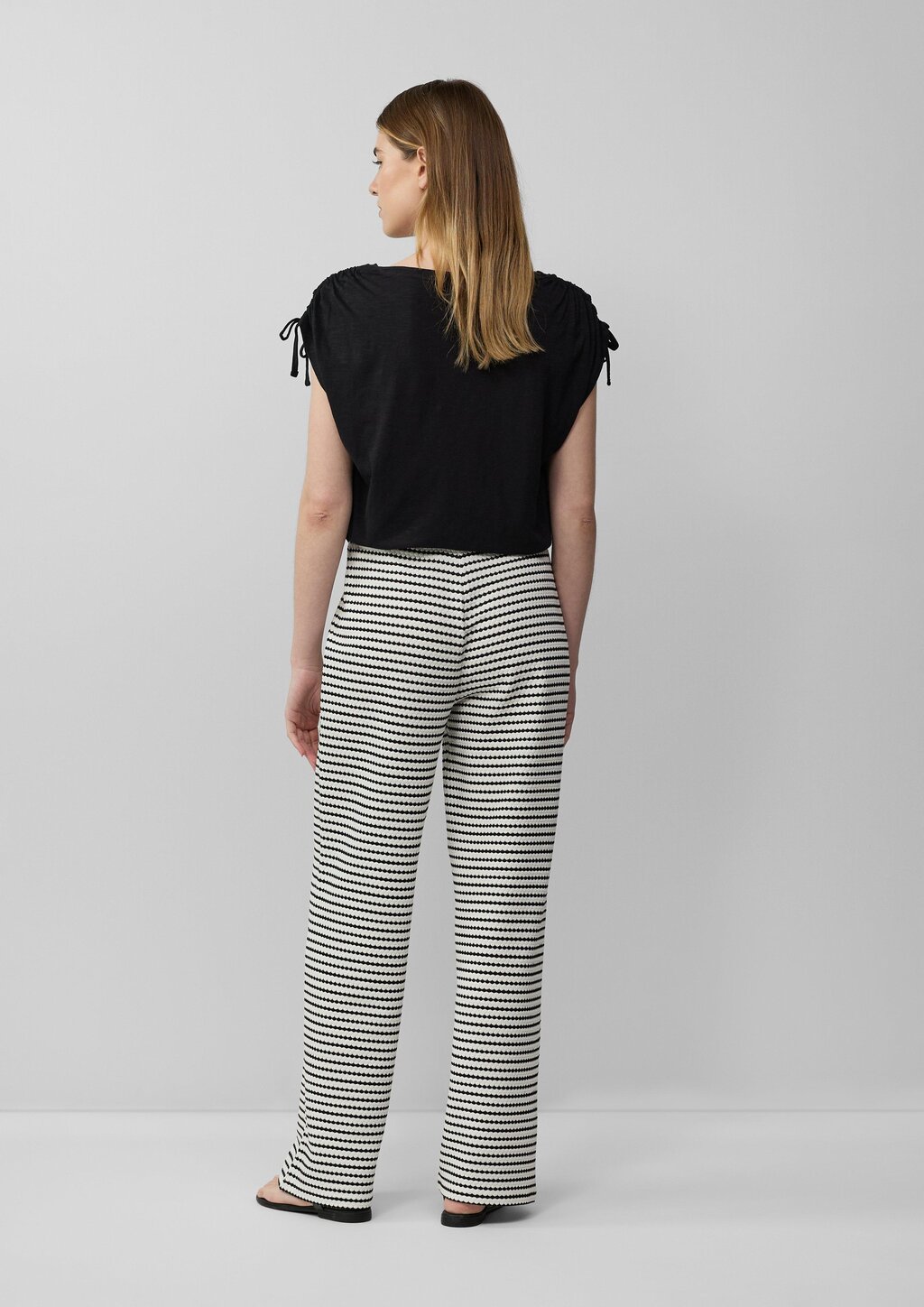 T-Shirt mit Flammgarnstruktur und Raffung