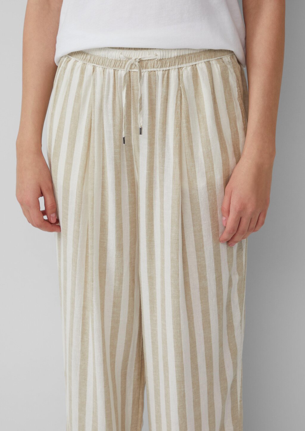 Leichte Leinenmix-Hose mit Elastikbund