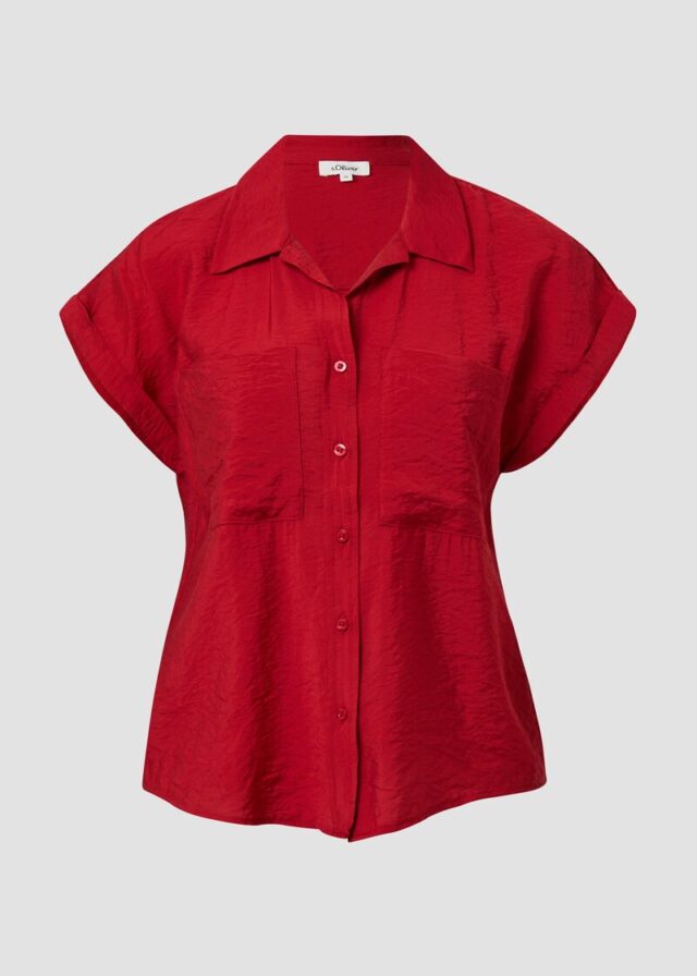 Bluse aus strukturiertem Viskosemix mit aufgesetzter Tasche