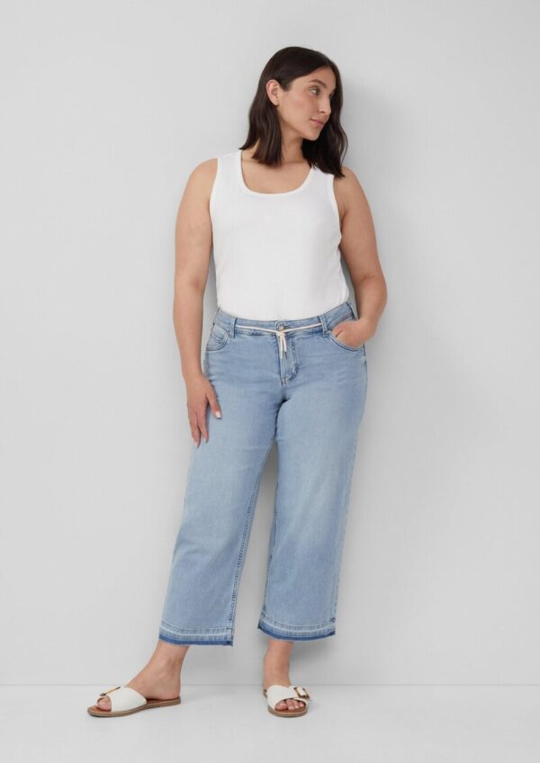 Cropped Jeans / Straight Fit / Mid Rise / Straight Leg