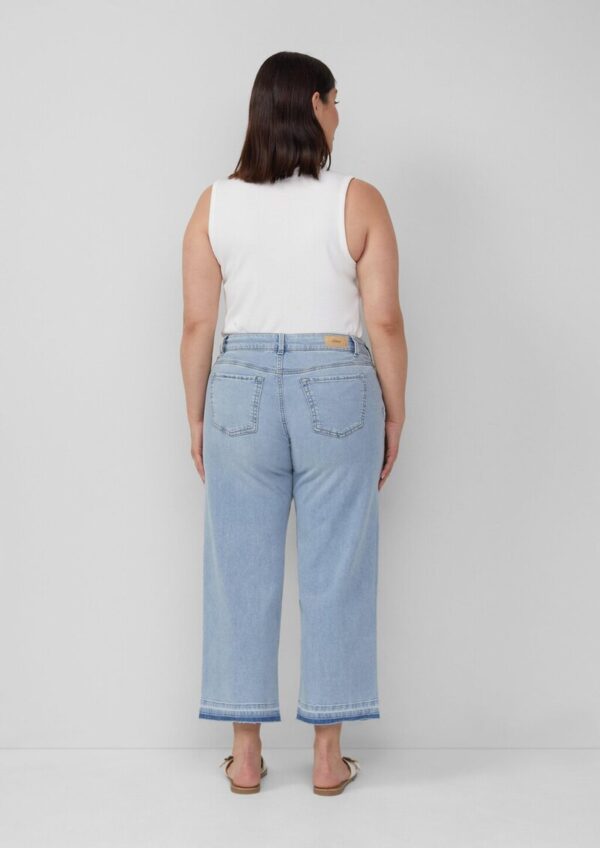 Cropped Jeans / Straight Fit / Mid Rise / Straight Leg
