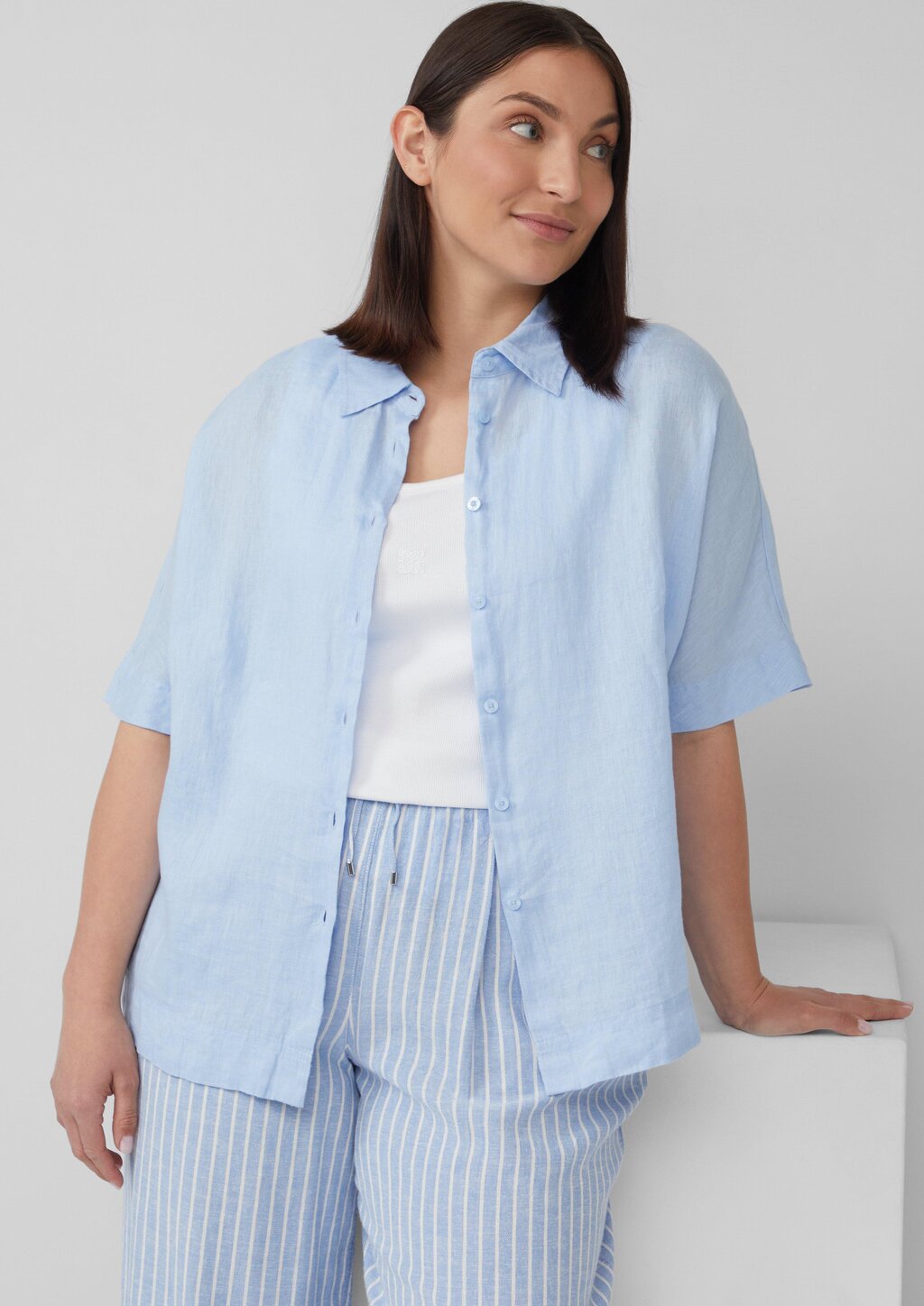 Verkürzte Bluse aus Leinen im Relaxed Fit