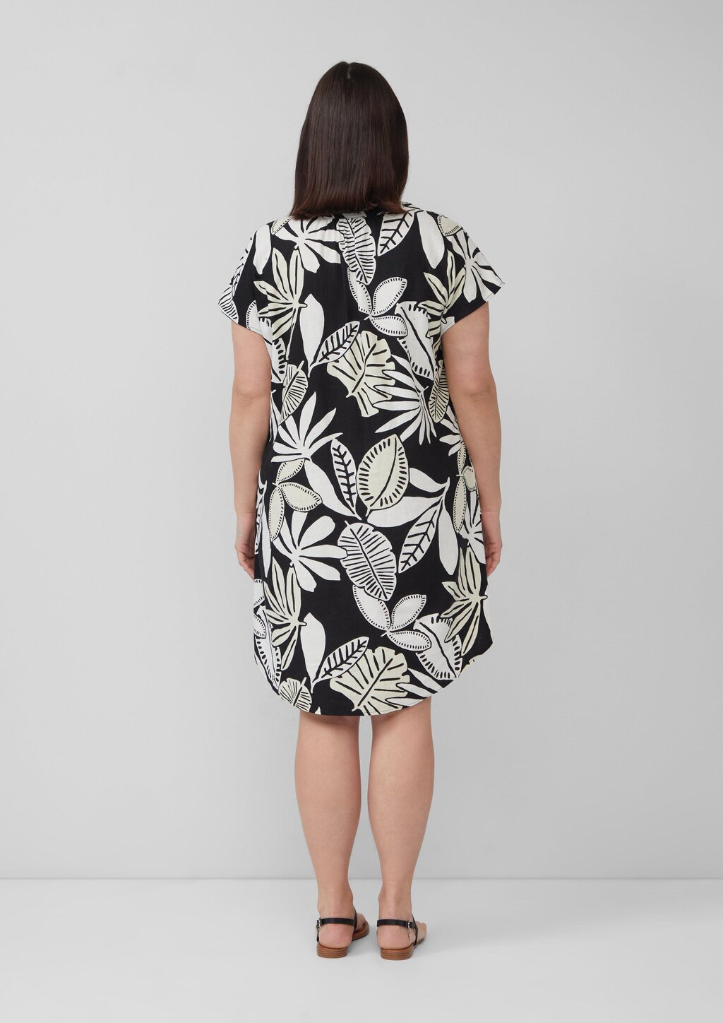 Blusenkleid aus Leinenmix mit Eingrifftaschen