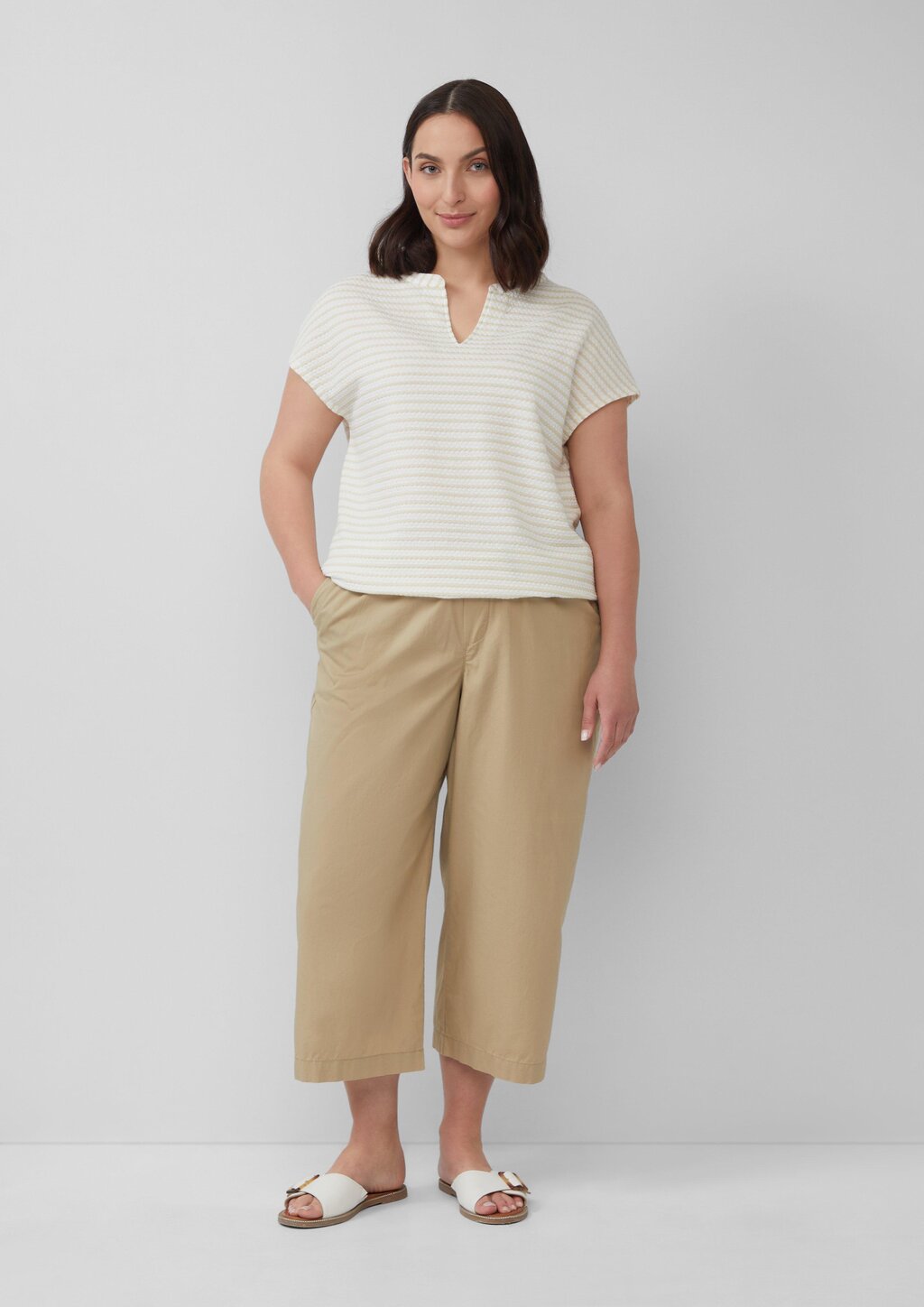 Strukturiertes T-Shirt im O-Shape