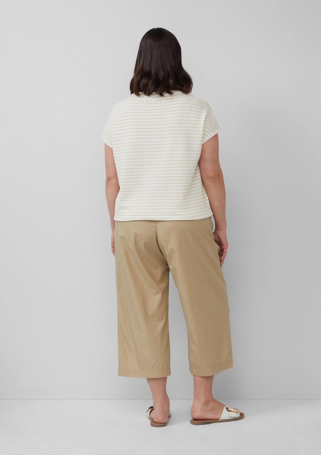 Strukturiertes T-Shirt im O-Shape