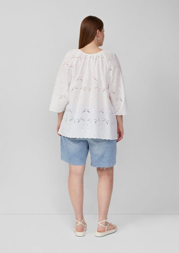 Bluse mit Lochspitzen-Details