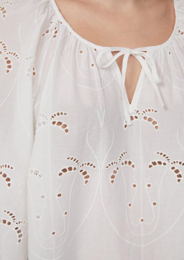 Bluse mit Lochspitzen-Details