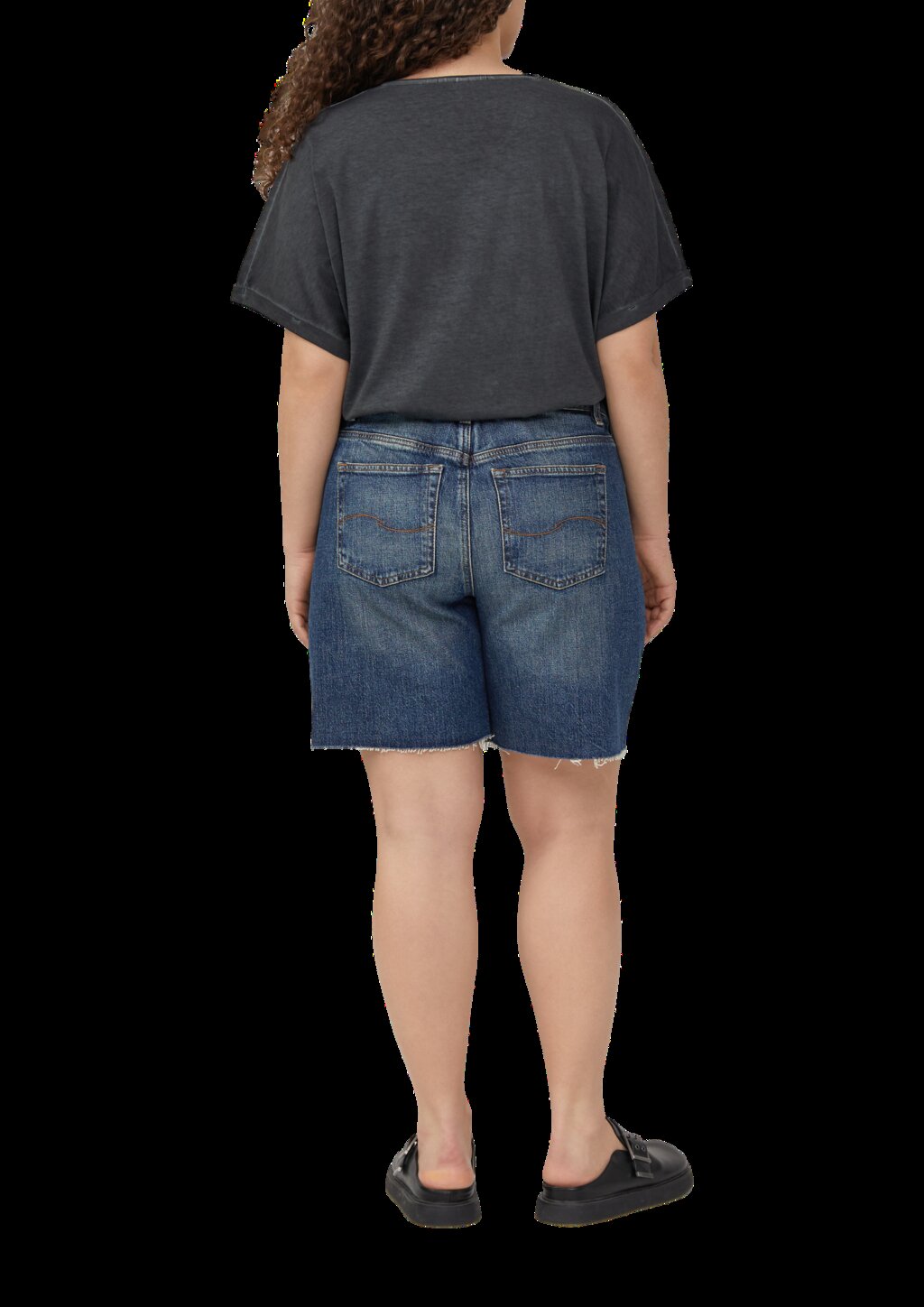 Jeans Mom / Relaxed Fit / High Rise