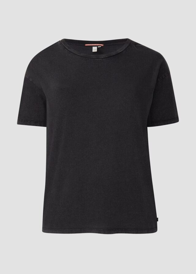 Gewaschenes T-Shirt mit Backprint