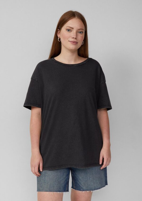 Gewaschenes T-Shirt mit Backprint