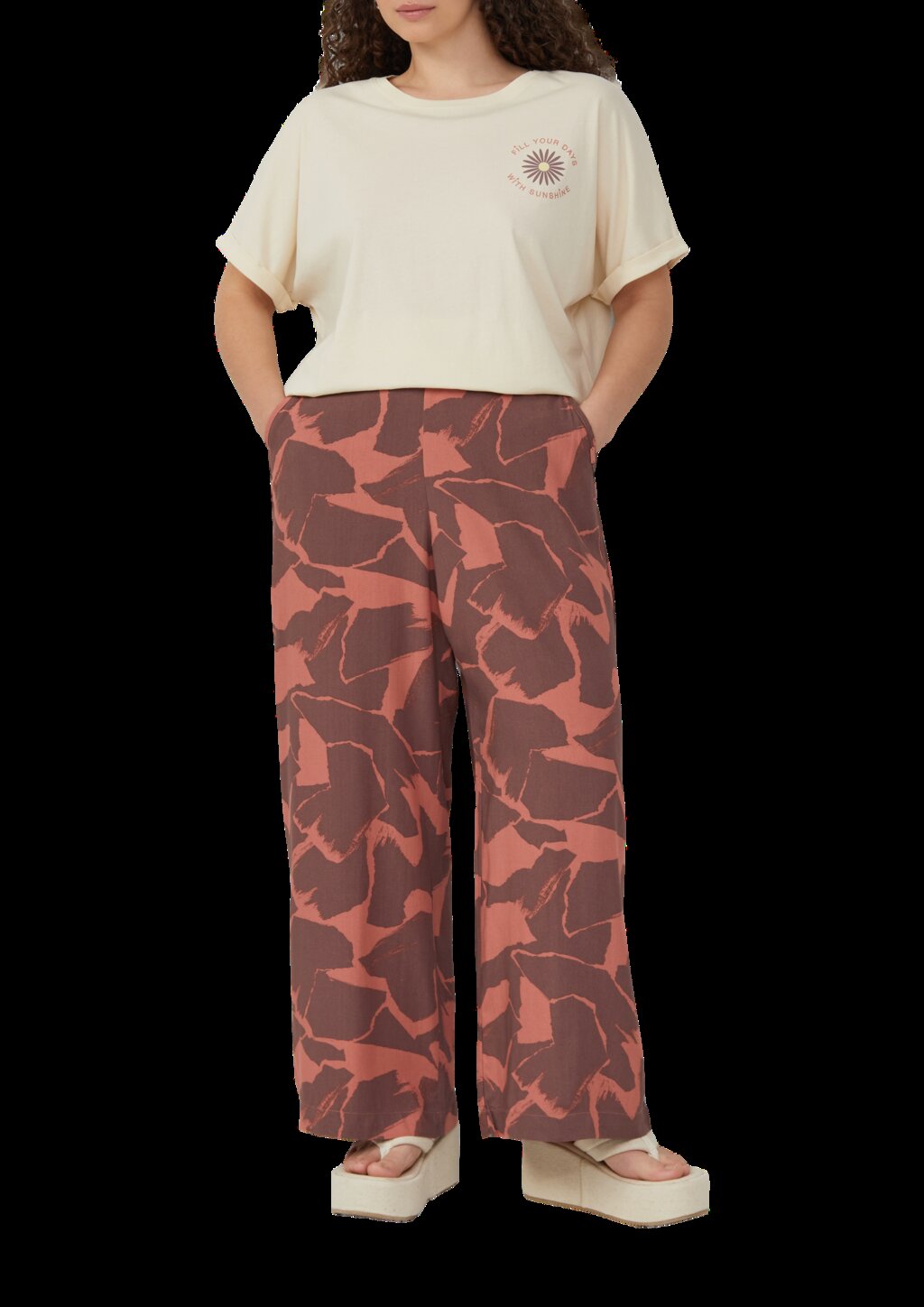 Lockeres T- Shirt mit Ärmelaufschlag und Frontprint