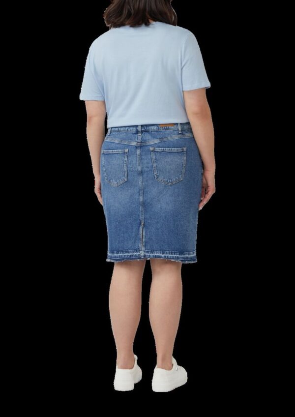 Jeansrock mit offenem Saum