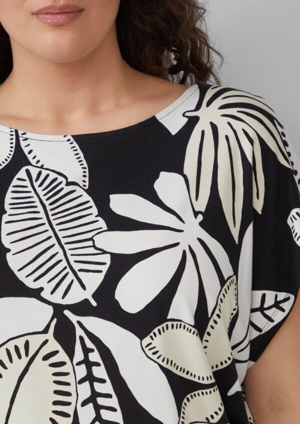 Elastisches T-Shirt aus Viskosestretch im Relaxed Fit