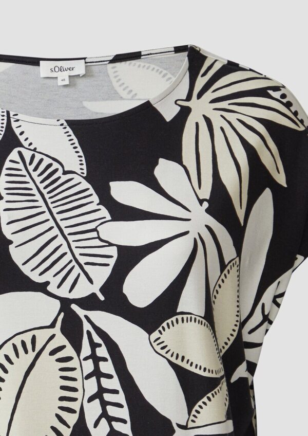 Elastisches T-Shirt aus Viskosestretch im Relaxed Fit