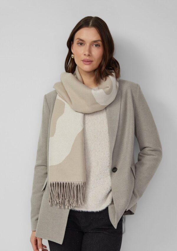 Eleganter Schal mit Fransen