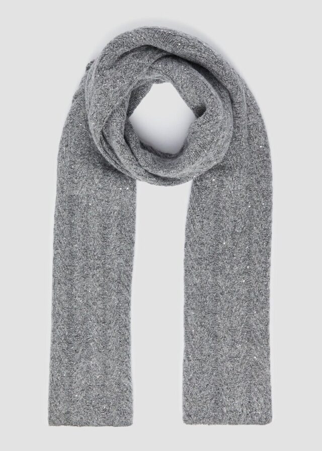 Strickschal mit Pailletten