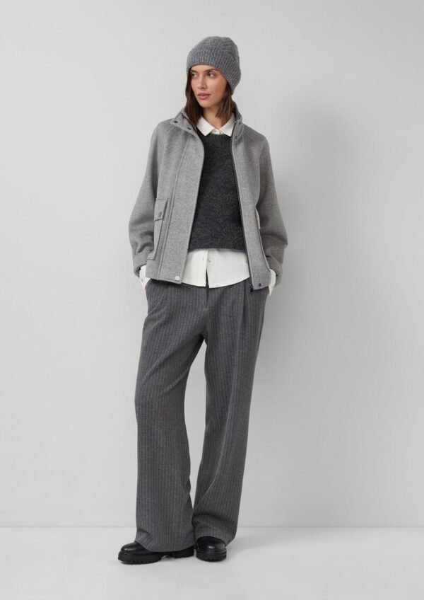 Strickmütze mit Pailletten