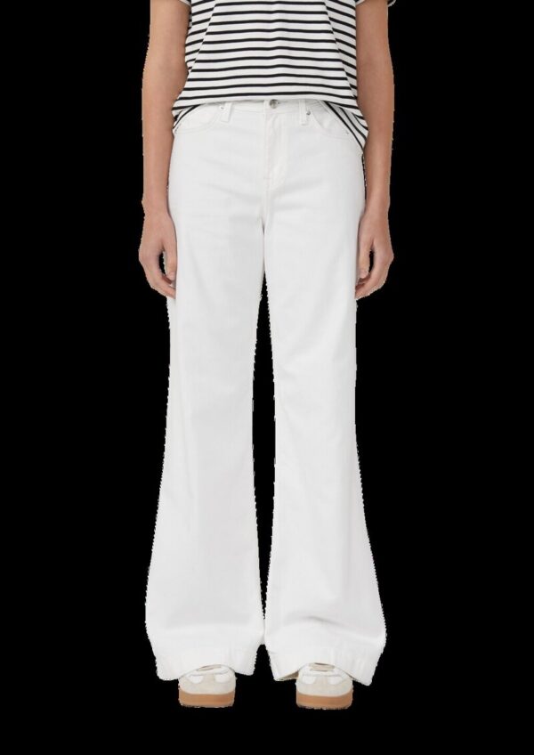 Jeans Suri / Regular Fit / Mid Rise / Wide Leg